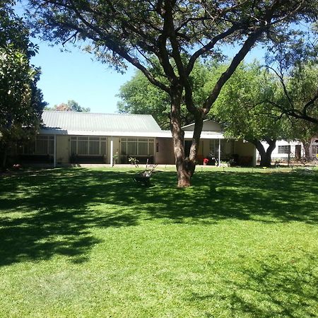 Boshoek Black Swan Guest House מראה חיצוני תמונה