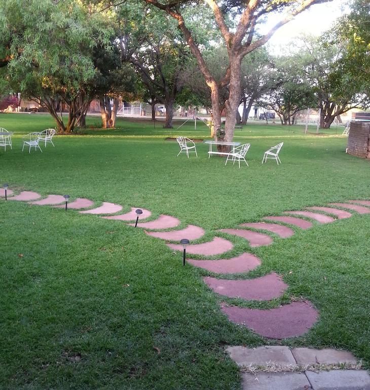 Boshoek Black Swan Guest House מראה חיצוני תמונה