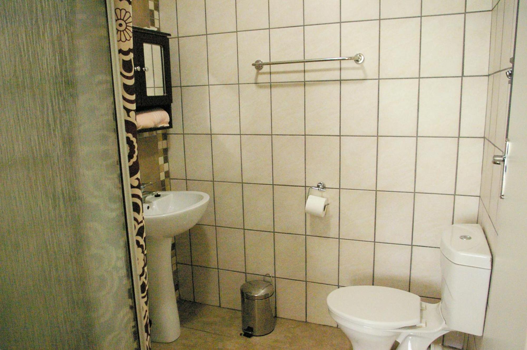 Boshoek Black Swan Guest House מראה חיצוני תמונה